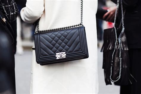 chanel boy bag preisentwicklung|international chanel boys bag.